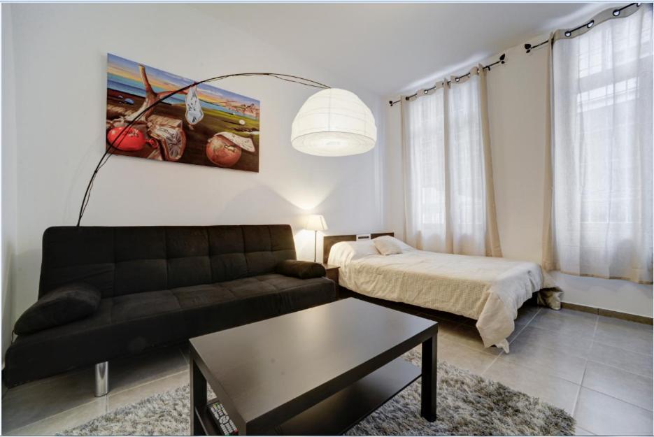 Tel Aviving - Apartments By The Beach Ngoại thất bức ảnh