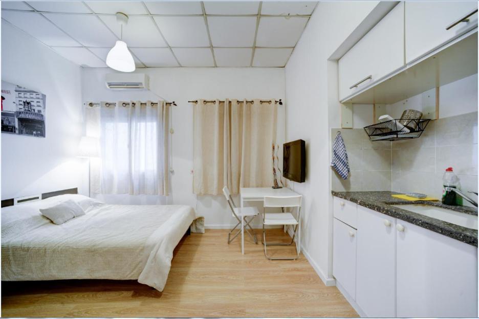 Tel Aviving - Apartments By The Beach Ngoại thất bức ảnh